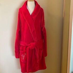 Excellent Used Condition~Woman’s Victoria’s Secret M~L Cherry Colored Soft Robe